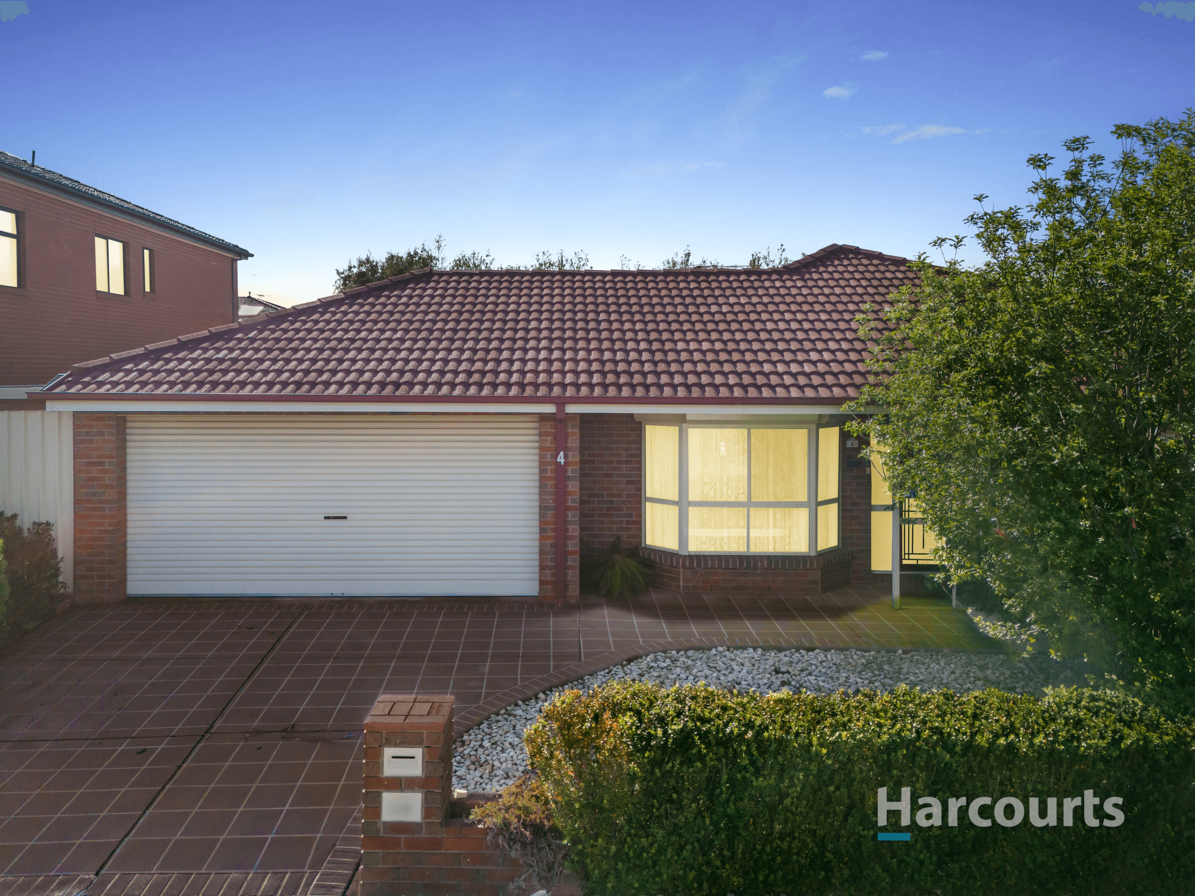 4 Weaver Terrace, Cairnlea, VIC 3023