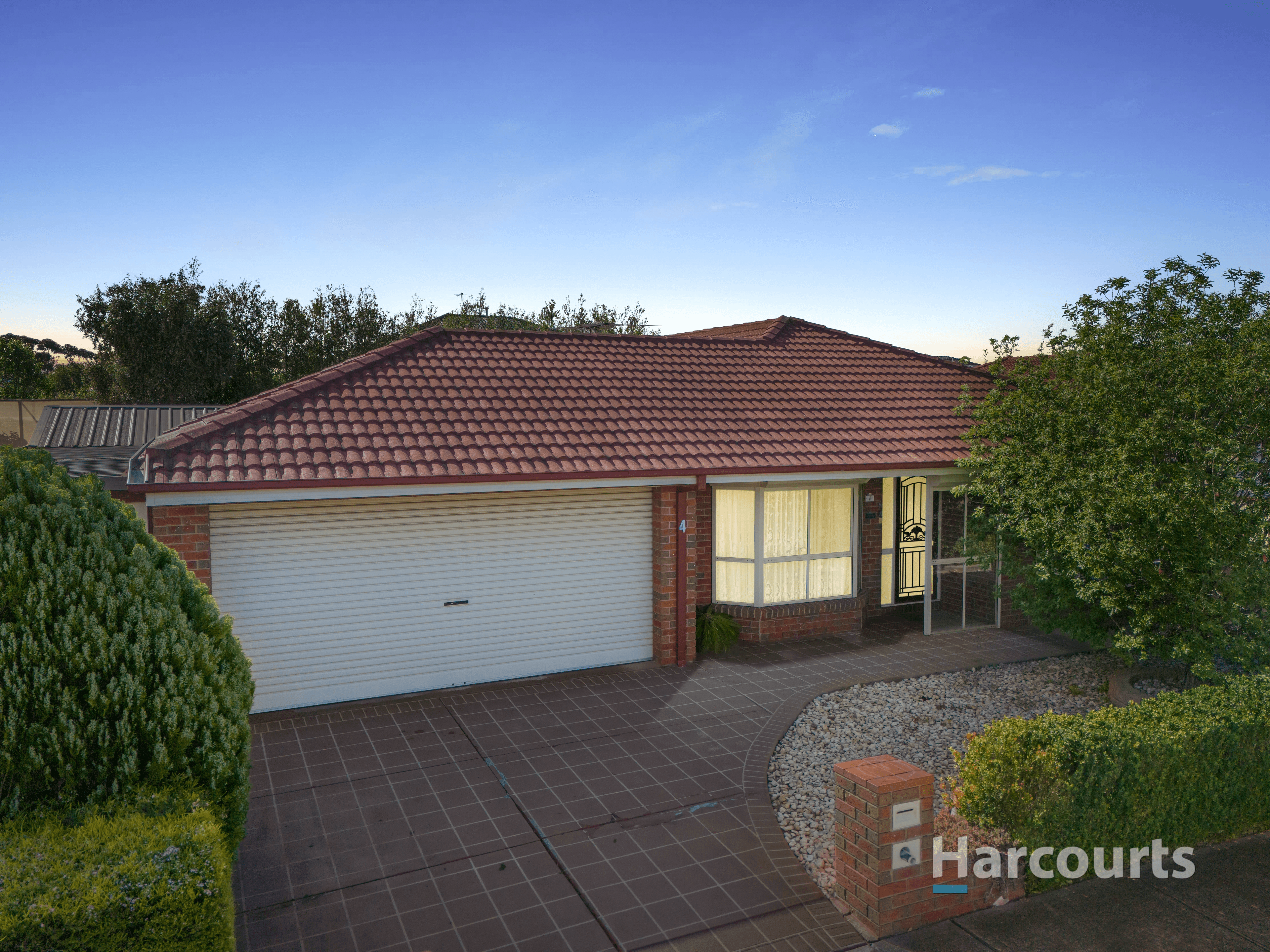 4 Weaver Terrace, Cairnlea, VIC 3023