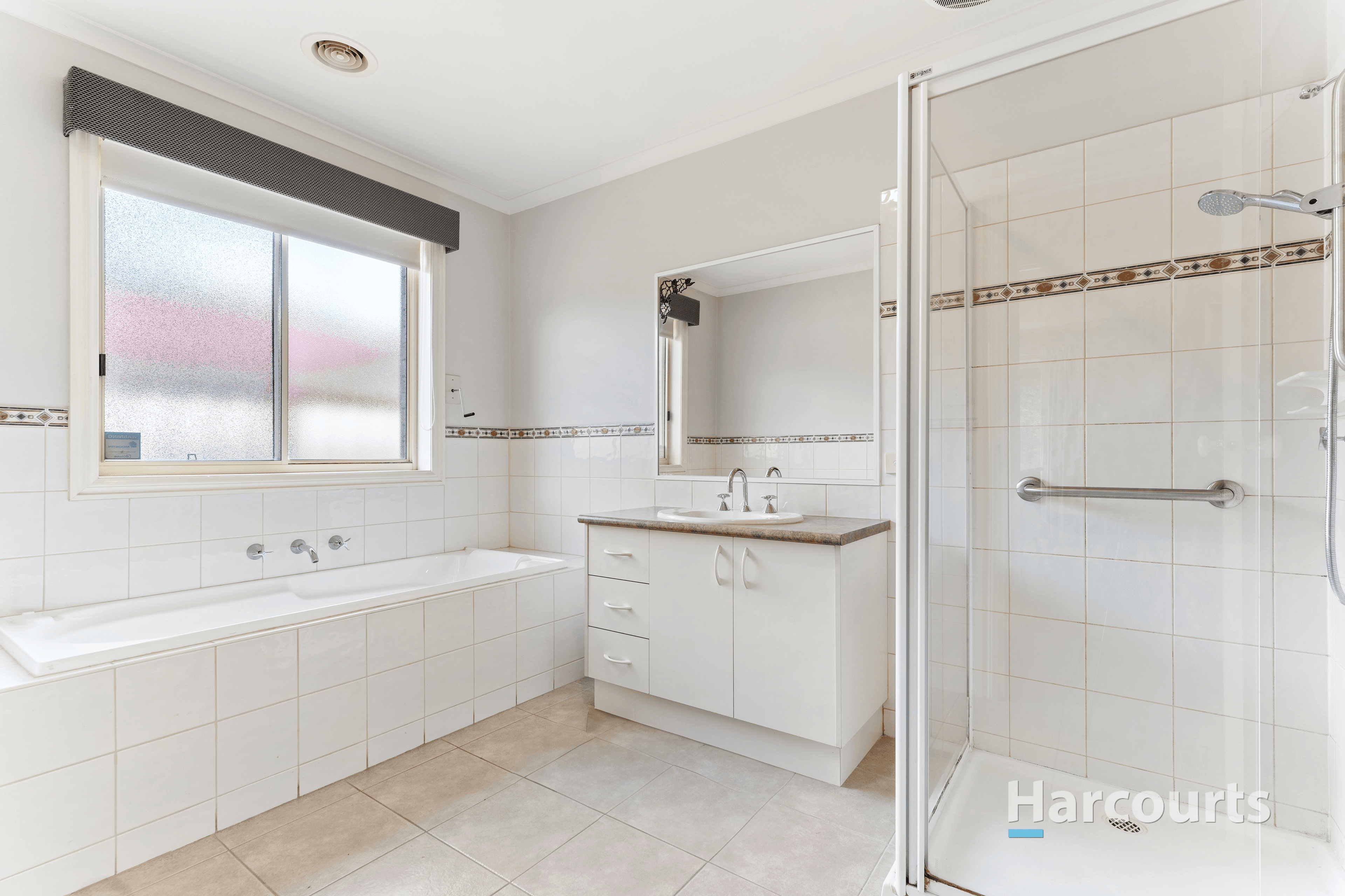 4 Weaver Terrace, Cairnlea, VIC 3023