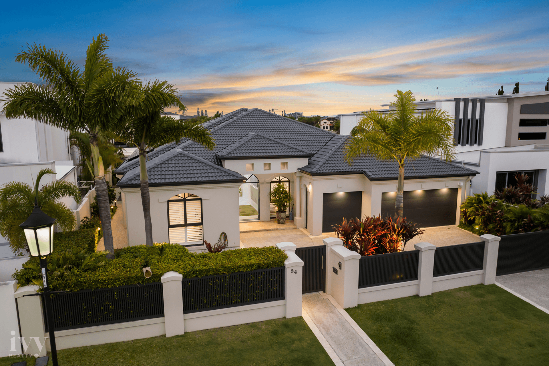 54 King Charles Drive, Sovereign Islands, QLD 4216