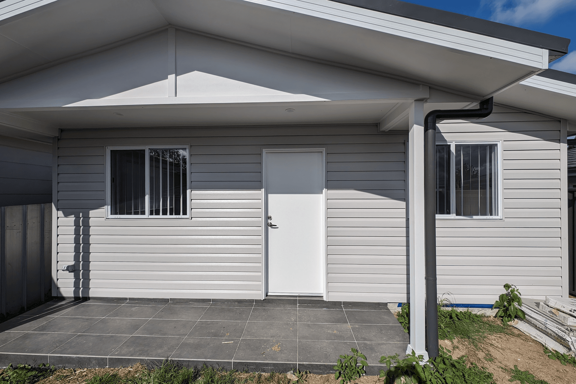 1/597 Henry Lawson Drive, East Hills, NSW 2213