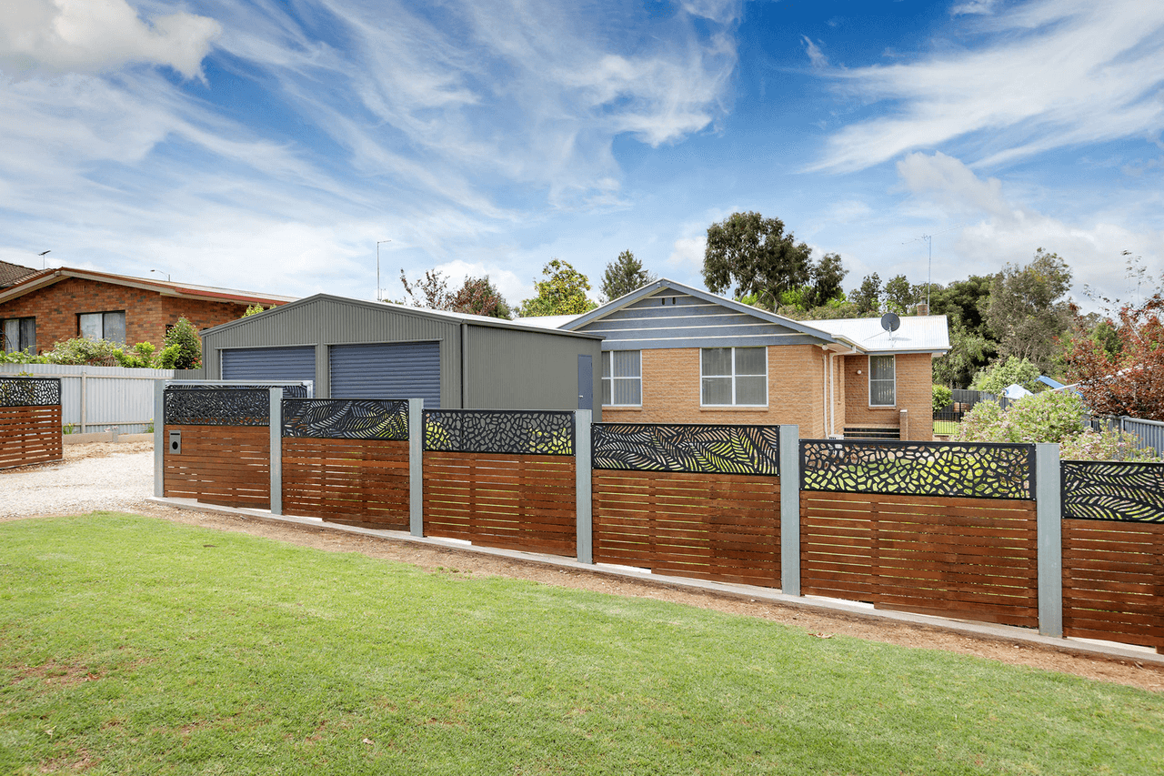 8 Barkly Street, WAHGUNYAH, VIC 3687