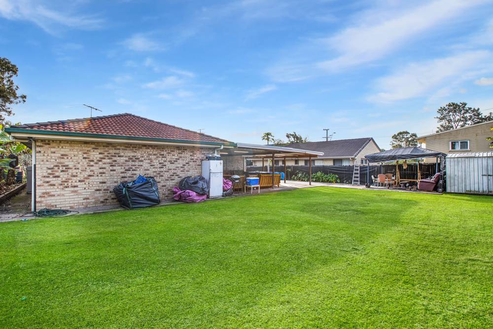 4 Gritl Court, KINGSTON, QLD 4114