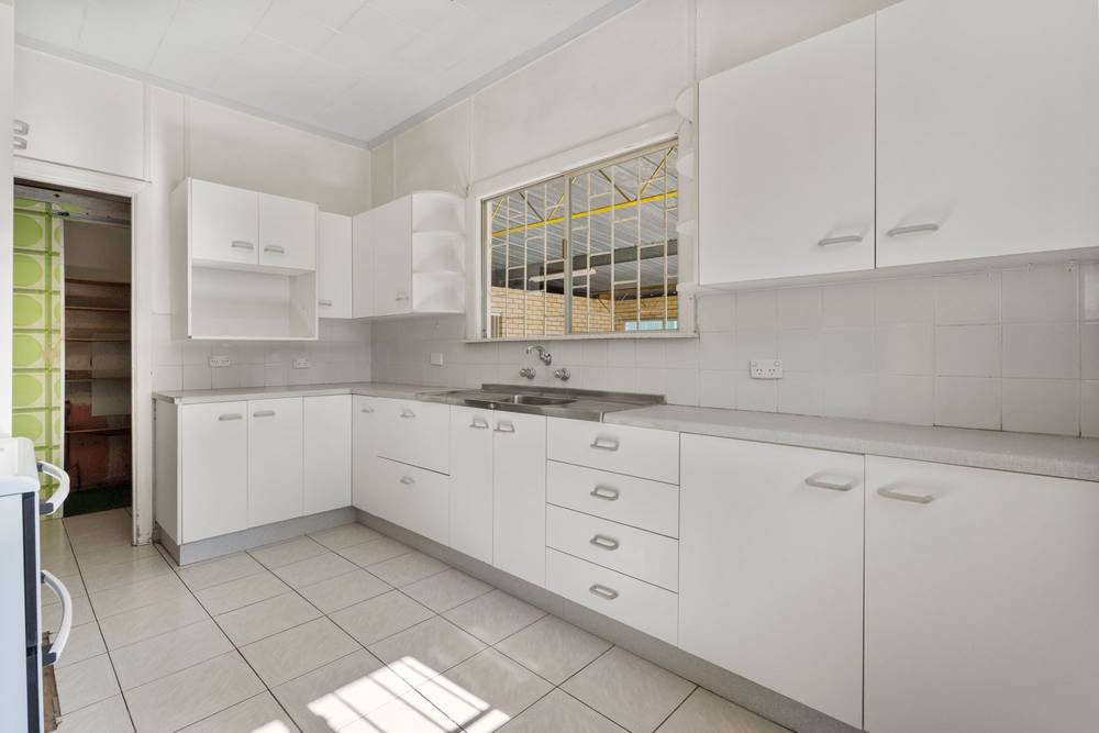 49 Honour Avenue, Chelmer, QLD 4068