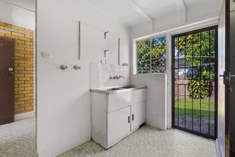 49 Honour Avenue, Chelmer, QLD 4068