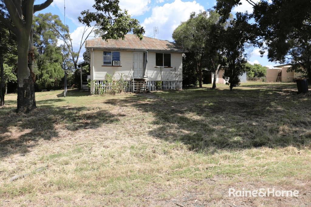 21 Arthur Street, NANANGO, QLD 4615