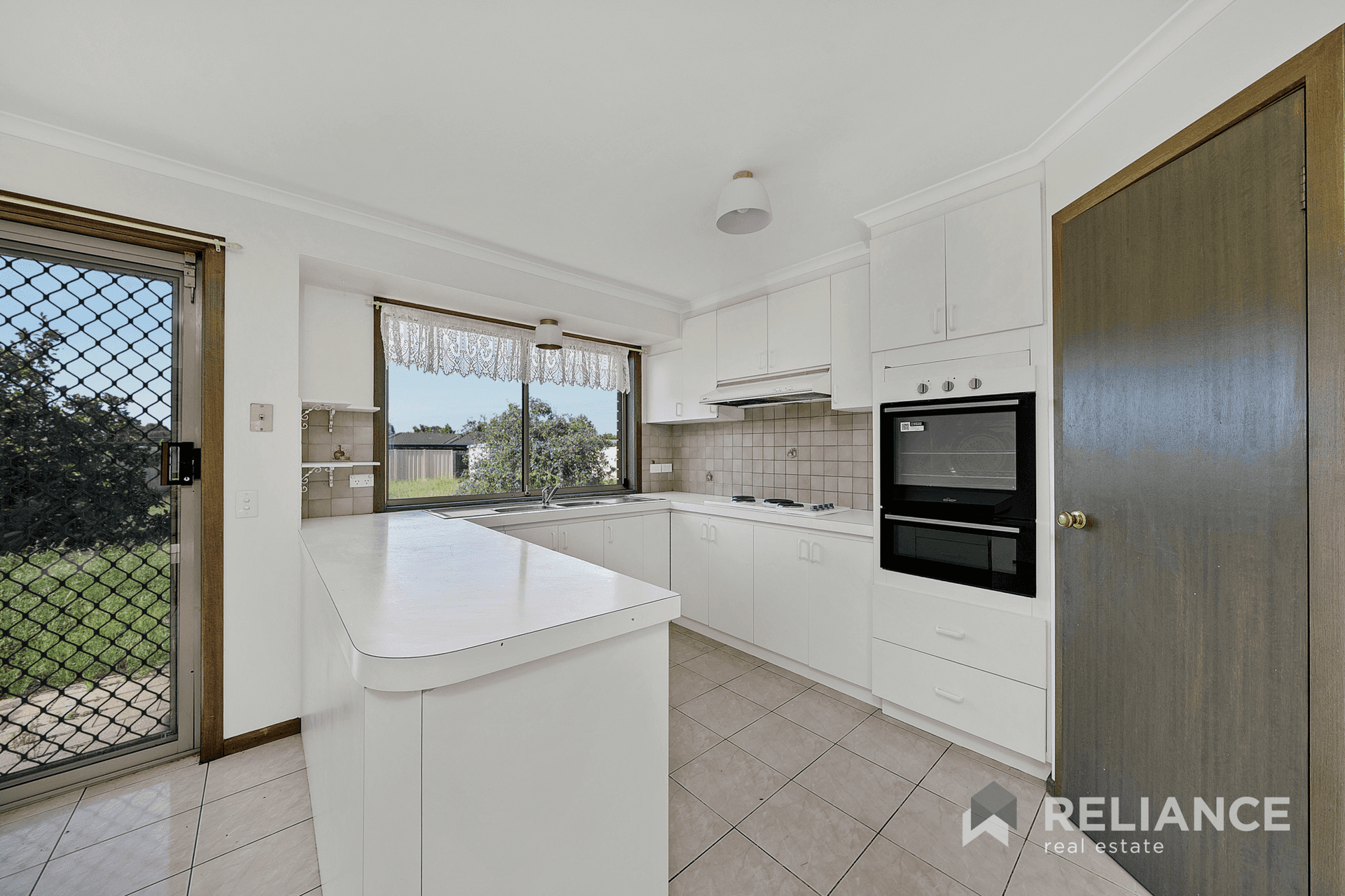 39 Sunbird Crescent, Hoppers Crossing, VIC 3029