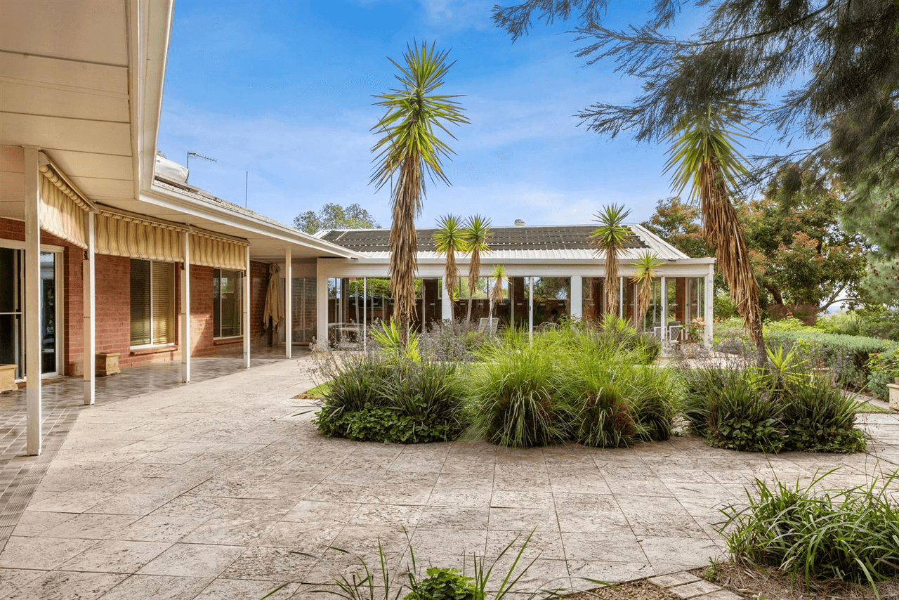 69 Murtho Road, PARINGA, SA 5340