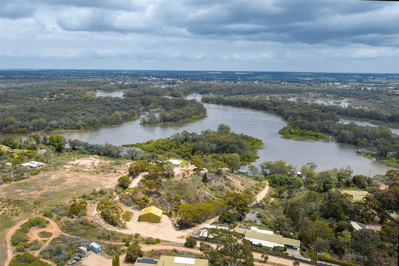 69 Murtho Road, PARINGA, SA 5340