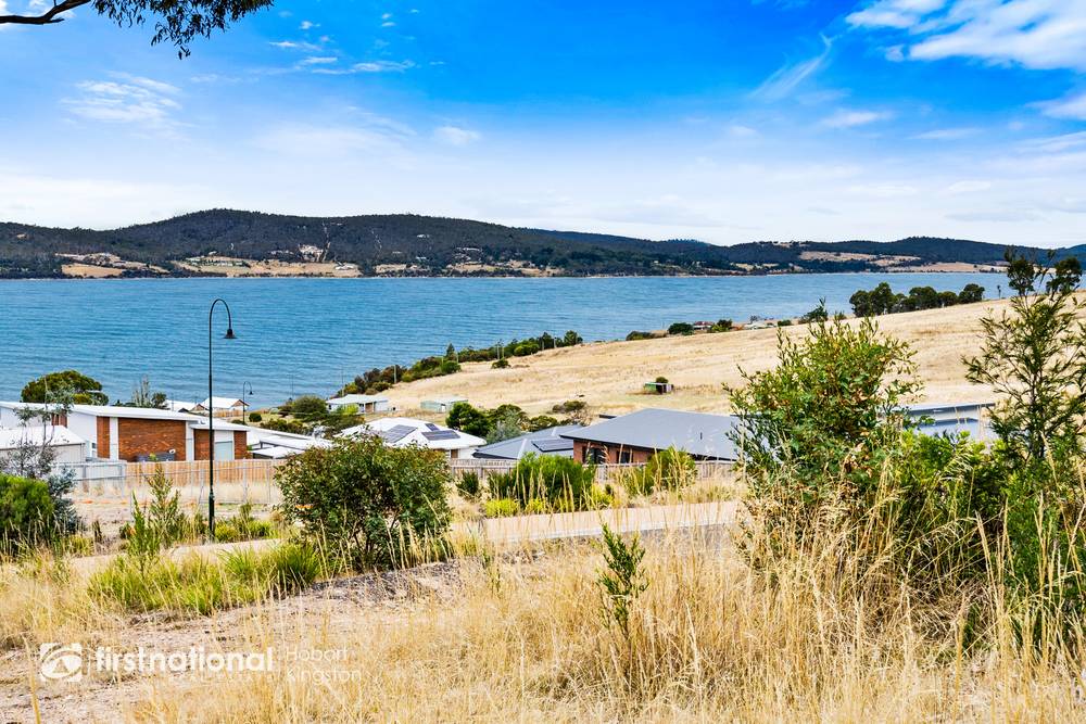 188 Tollard Drive, ROKEBY, TAS 7019