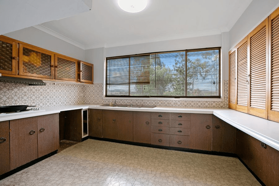 16 Arnell Street, MURGON, QLD 4605