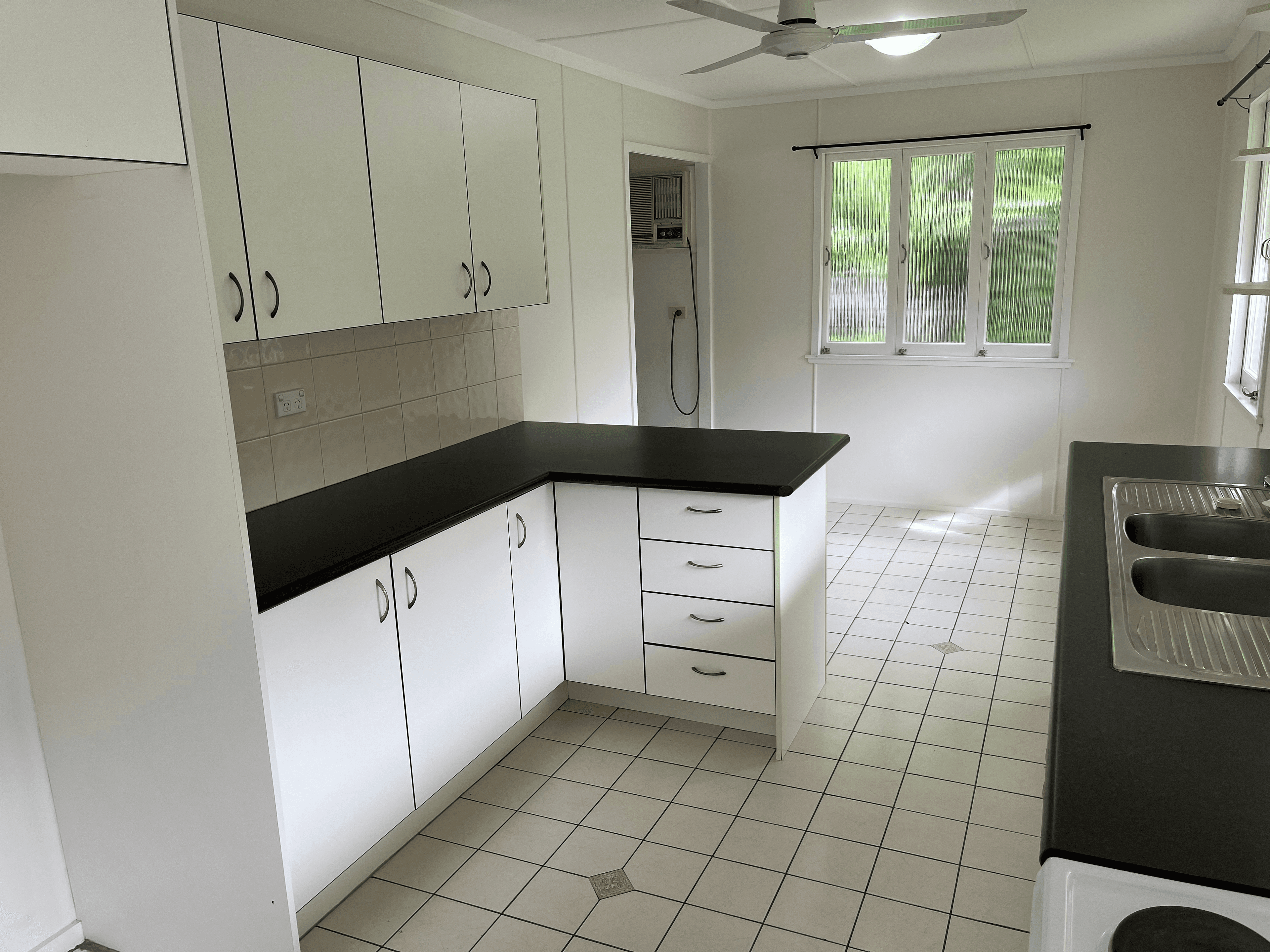 187 Stamford Street, Berserker, QLD 4701