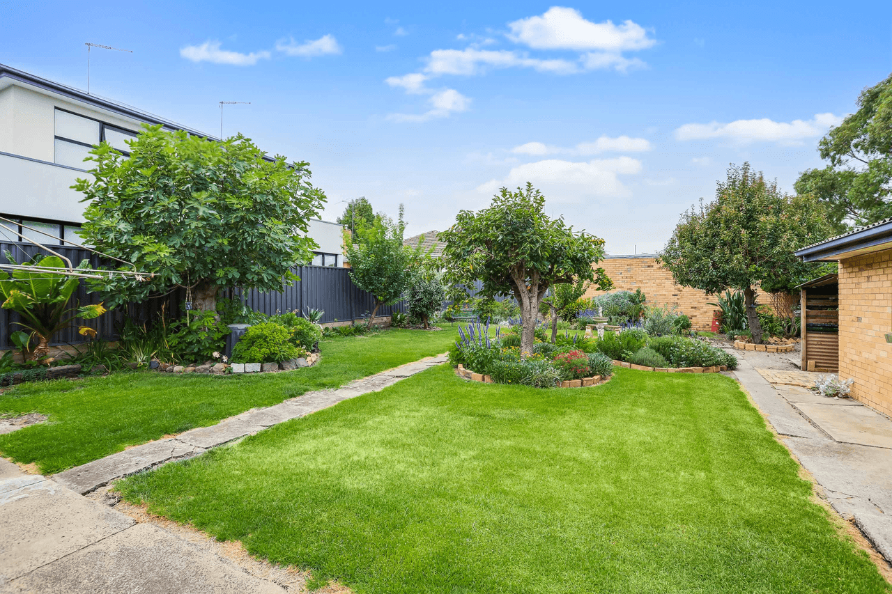 324 Waterloo Road, GLENROY, VIC 3046