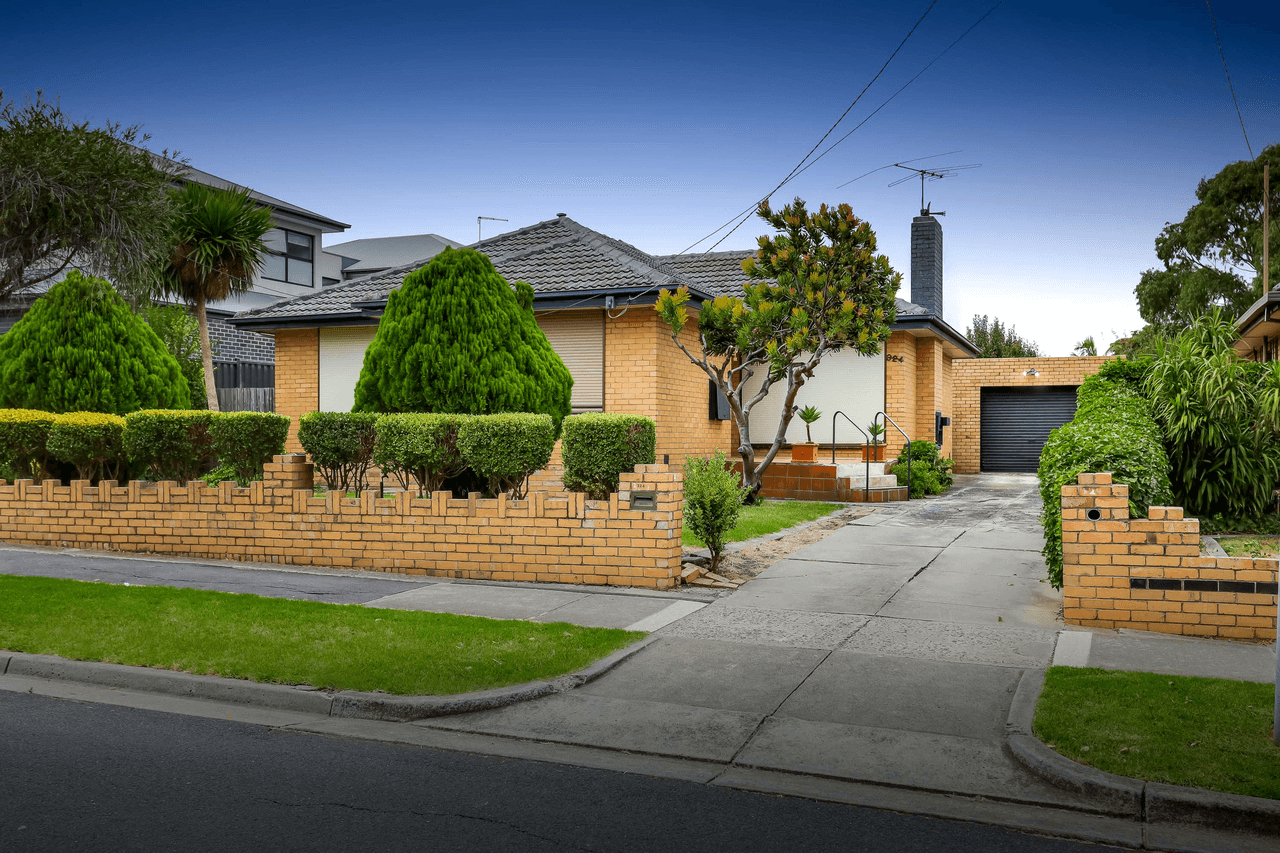 324 Waterloo Road, GLENROY, VIC 3046