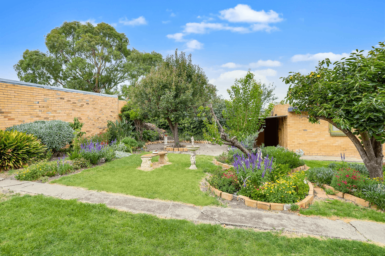 324 Waterloo Road, GLENROY, VIC 3046