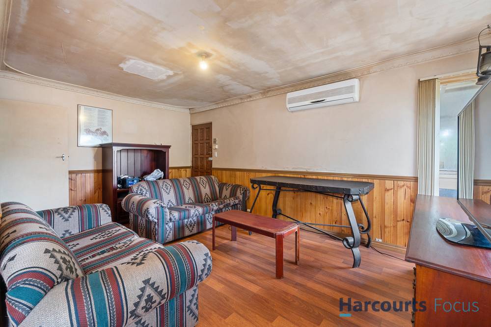 63 Amanda Drive, CAMILLO, WA 6111