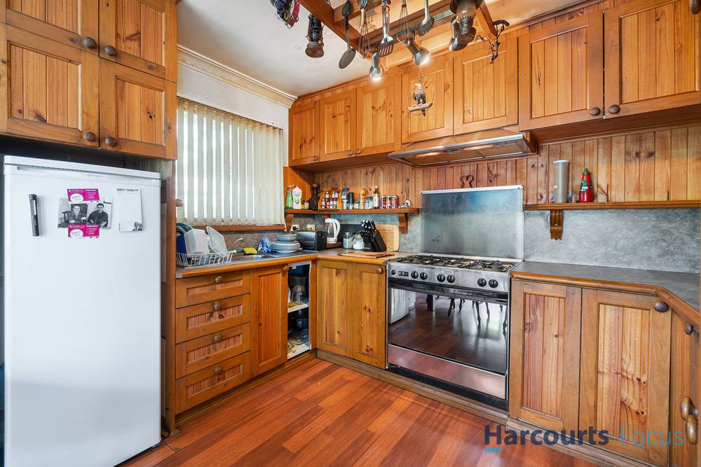 63 Amanda Drive, CAMILLO, WA 6111