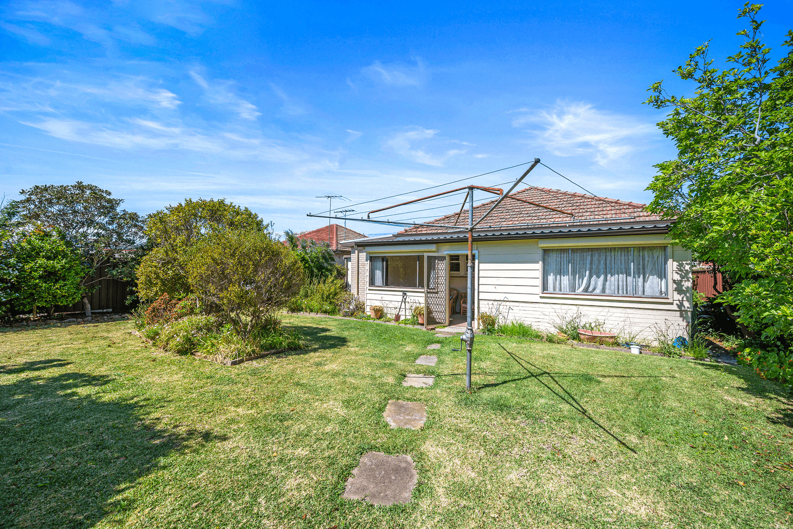 50 Madeline Street, Fairfield West, NSW 2165