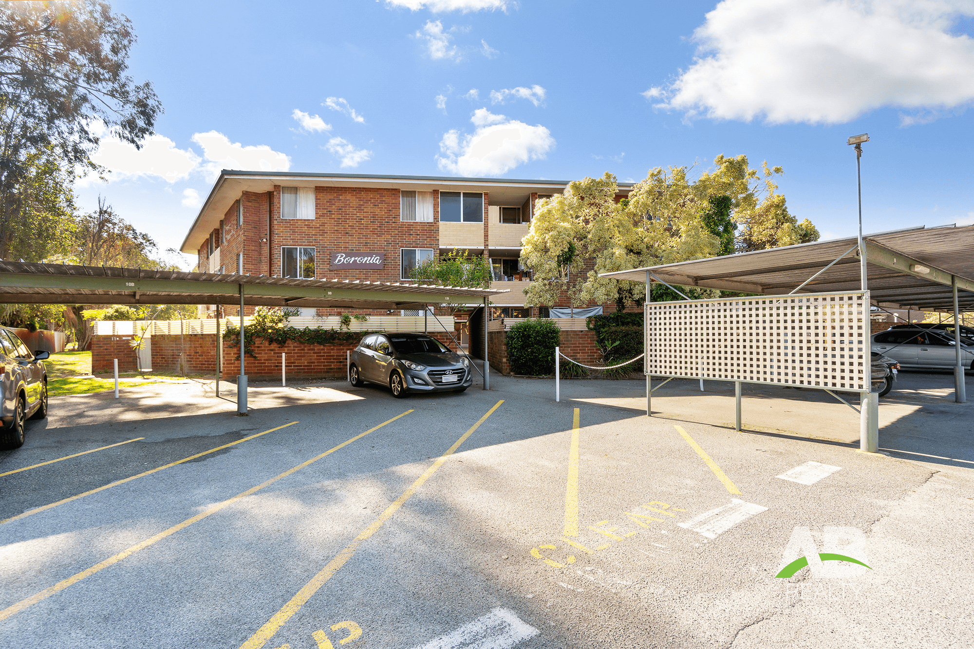 27B/49 Herdsman Parade, WEMBLEY, WA 6014