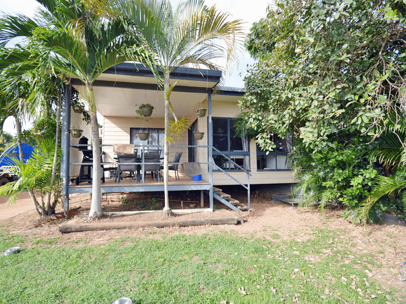 7 Christie Ave, Nanum, QLD 4874