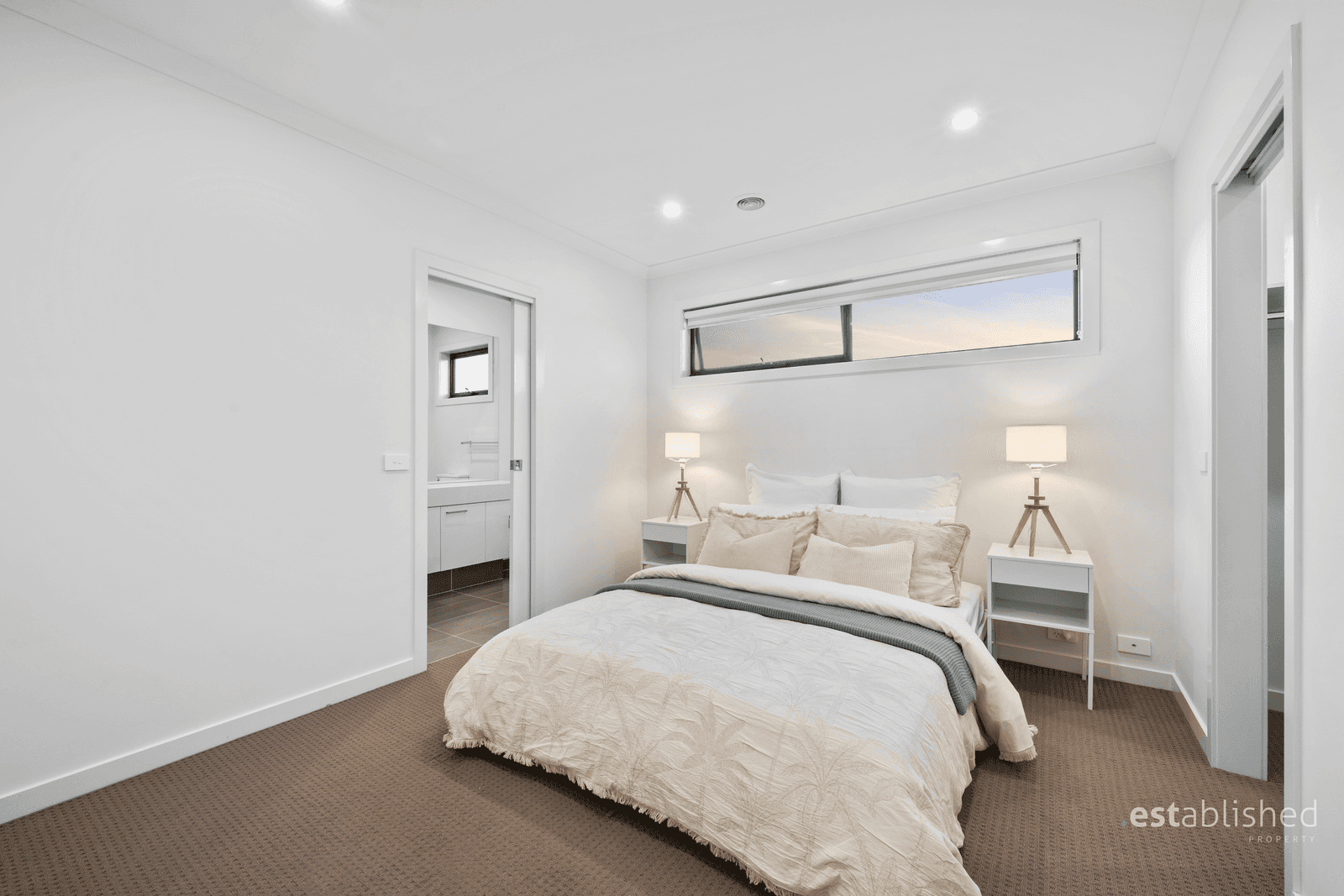 14 Nostrand Walk, POINT COOK, VIC 3030