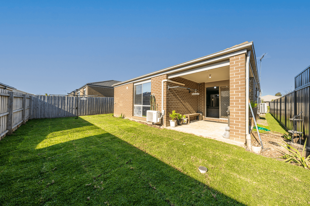 7 Genevieve Circuit, CRANBOURNE EAST, VIC 3977