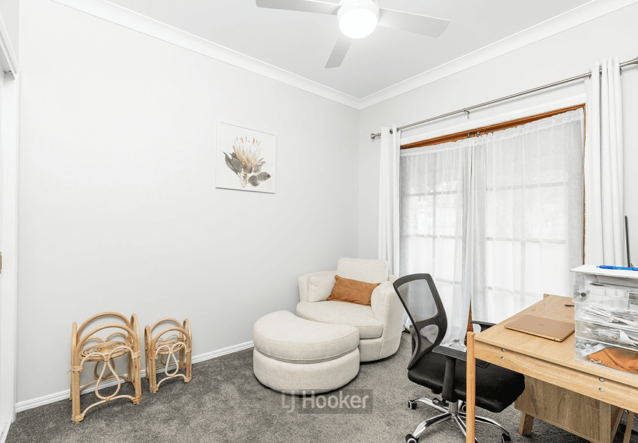 10 Belvedere Close, FOREST LAKE, QLD 4078