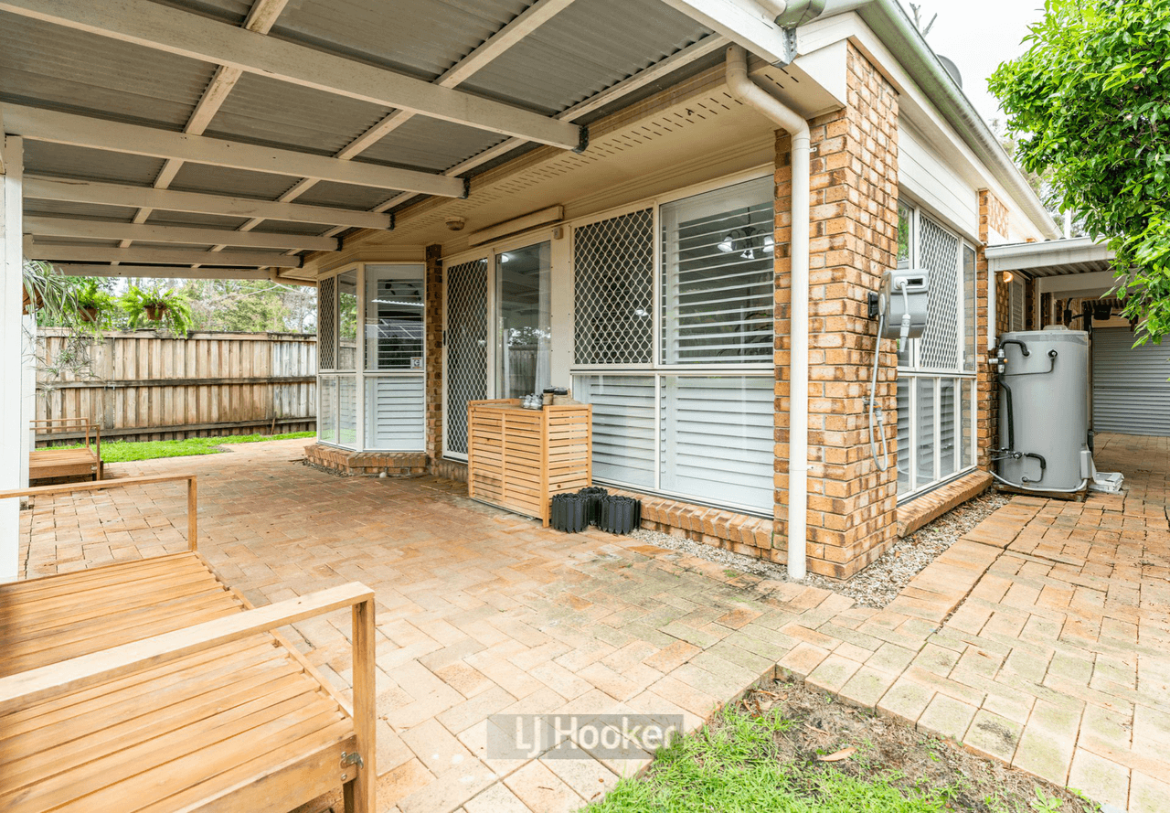 10 Belvedere Close, FOREST LAKE, QLD 4078