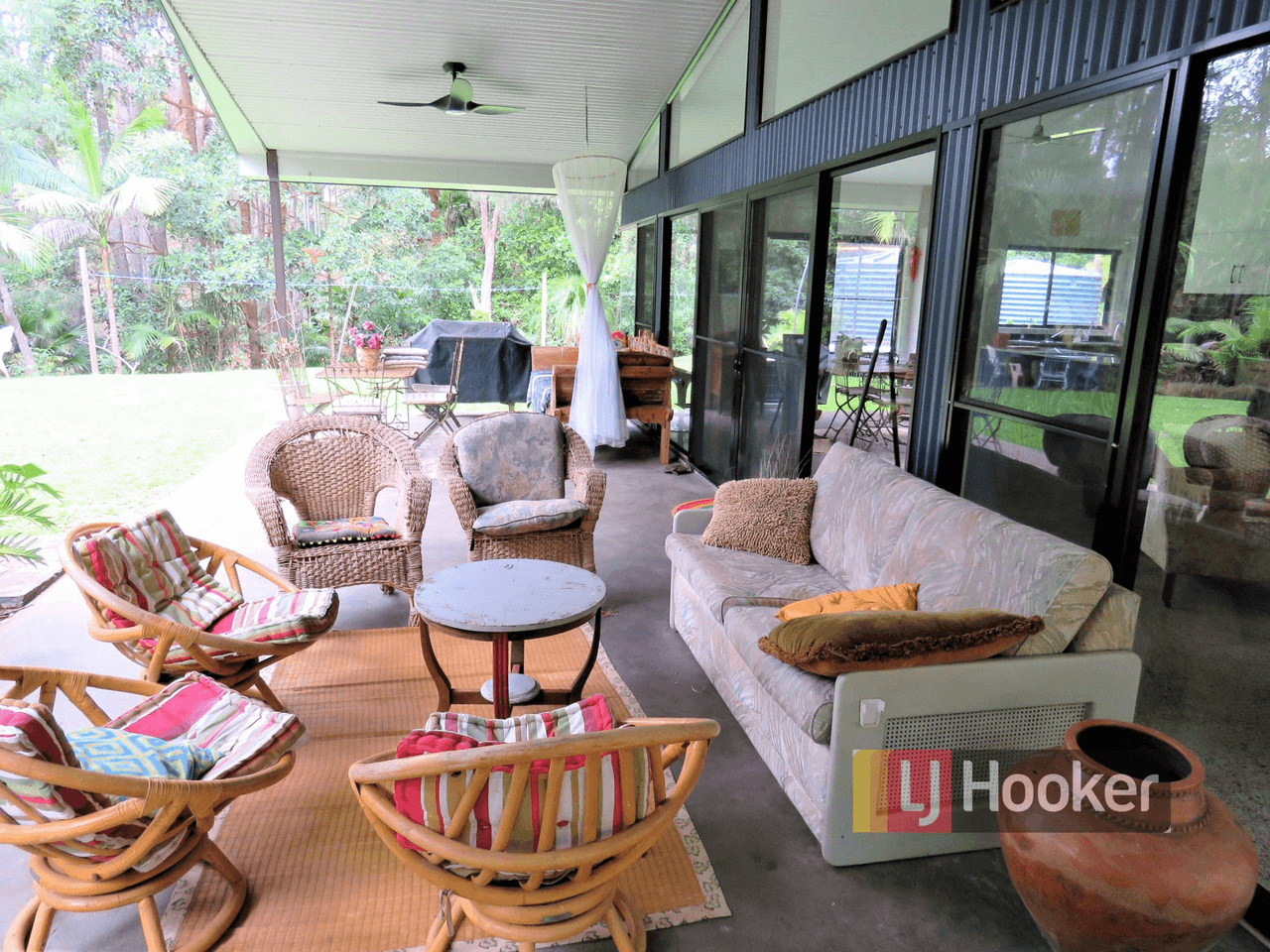 17 Rosella Place, ARAKOON, NSW 2431