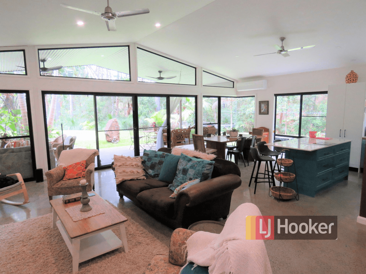 17 Rosella Place, ARAKOON, NSW 2431