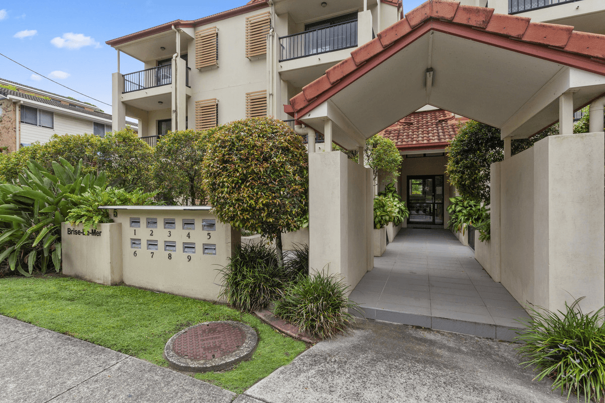 2/5 Ewart Street, Burleigh Heads, QLD 4220