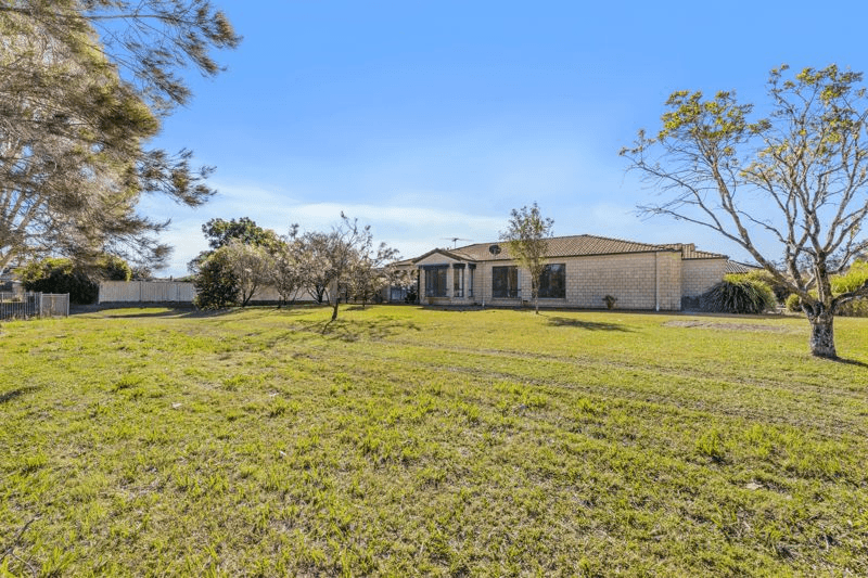 28 Lake Court, URUNGA, NSW 2455