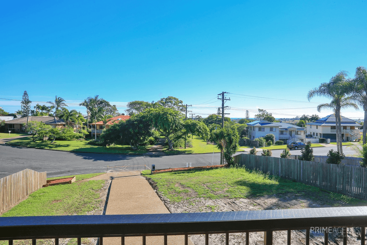 18 Jacobsen Outlook, Urraween, QLD 4655