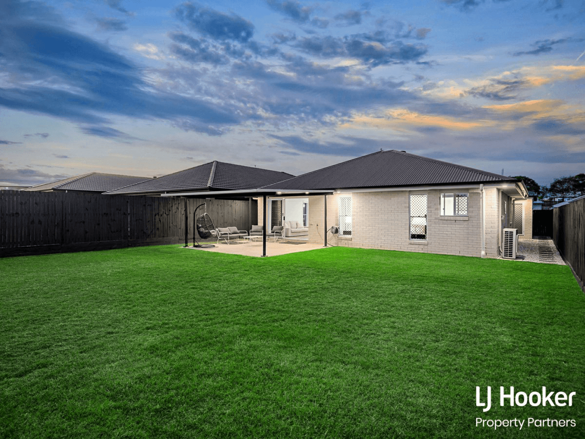 64 Mercy Circuit, PARK RIDGE, QLD 4125