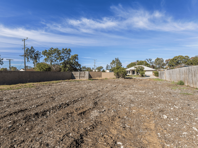 1 Baden Jones Way, NORTH BOOVAL, QLD 4304