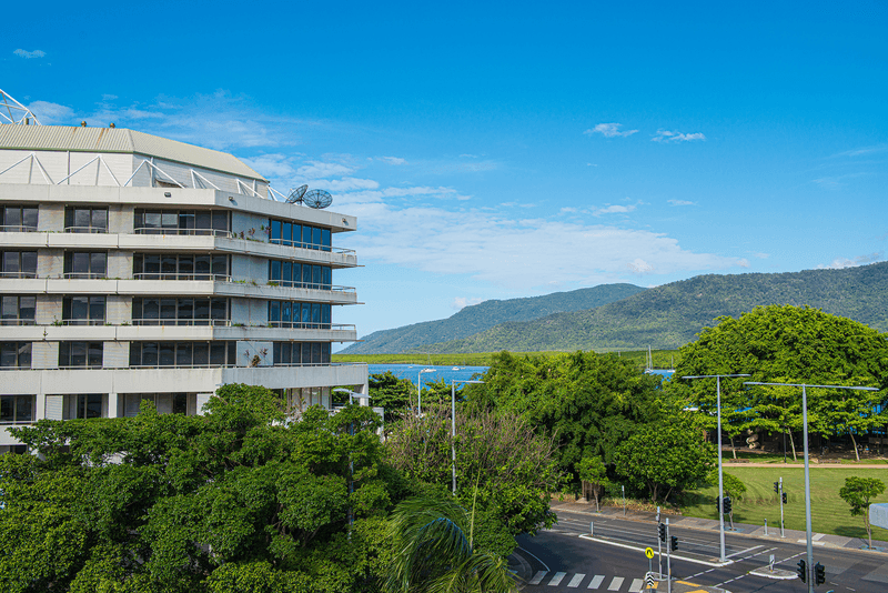 402/3 Abbott Street, CAIRNS CITY, QLD 4870