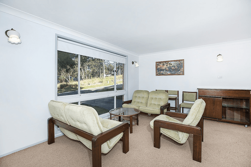 14 Jabiru Street, CAREY BAY, NSW 2283