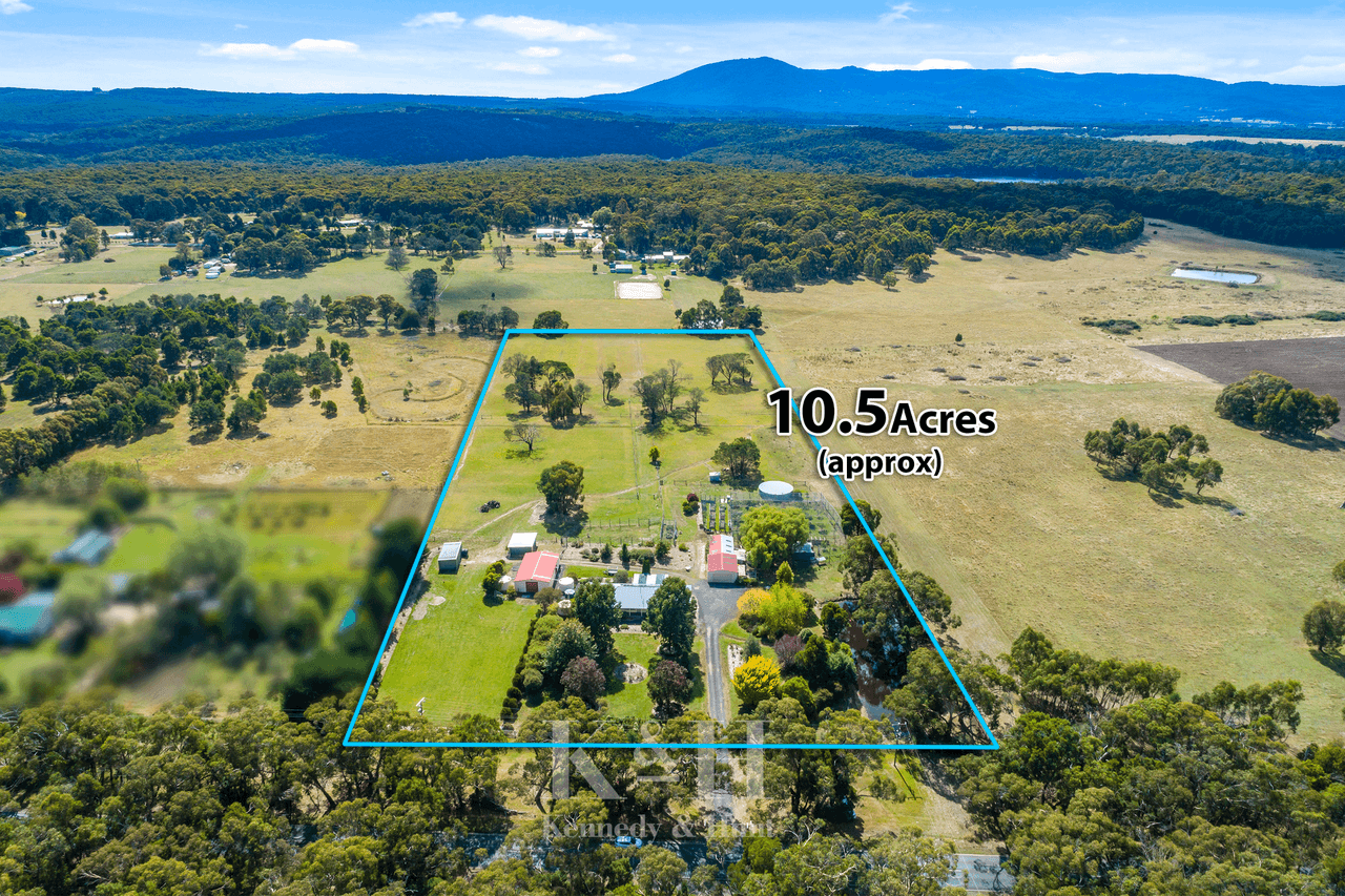 452 Bacchus Marsh Road, Bullengarook, VIC 3437