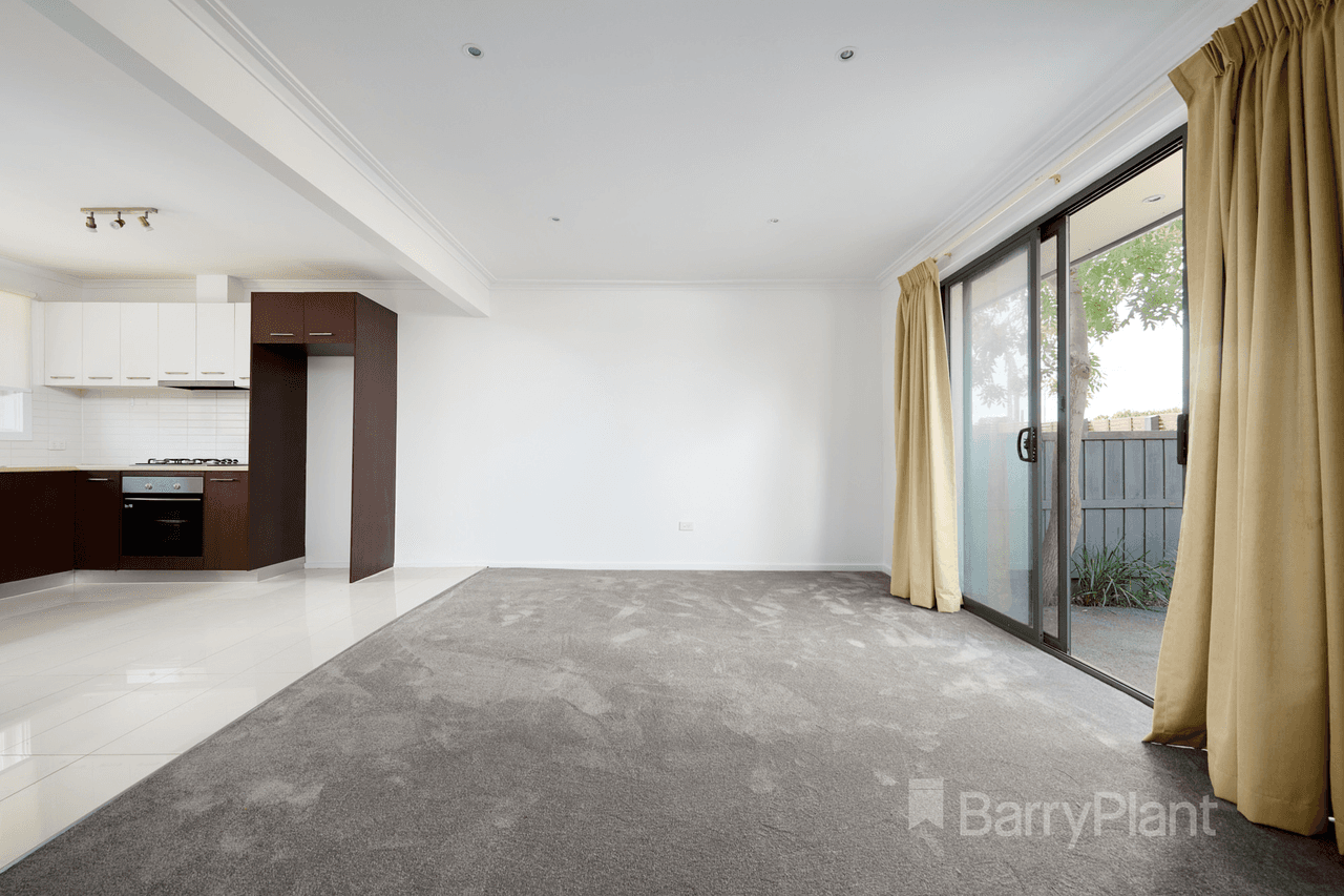 2/54 Oakes Avenue, Clayton South, VIC 3169