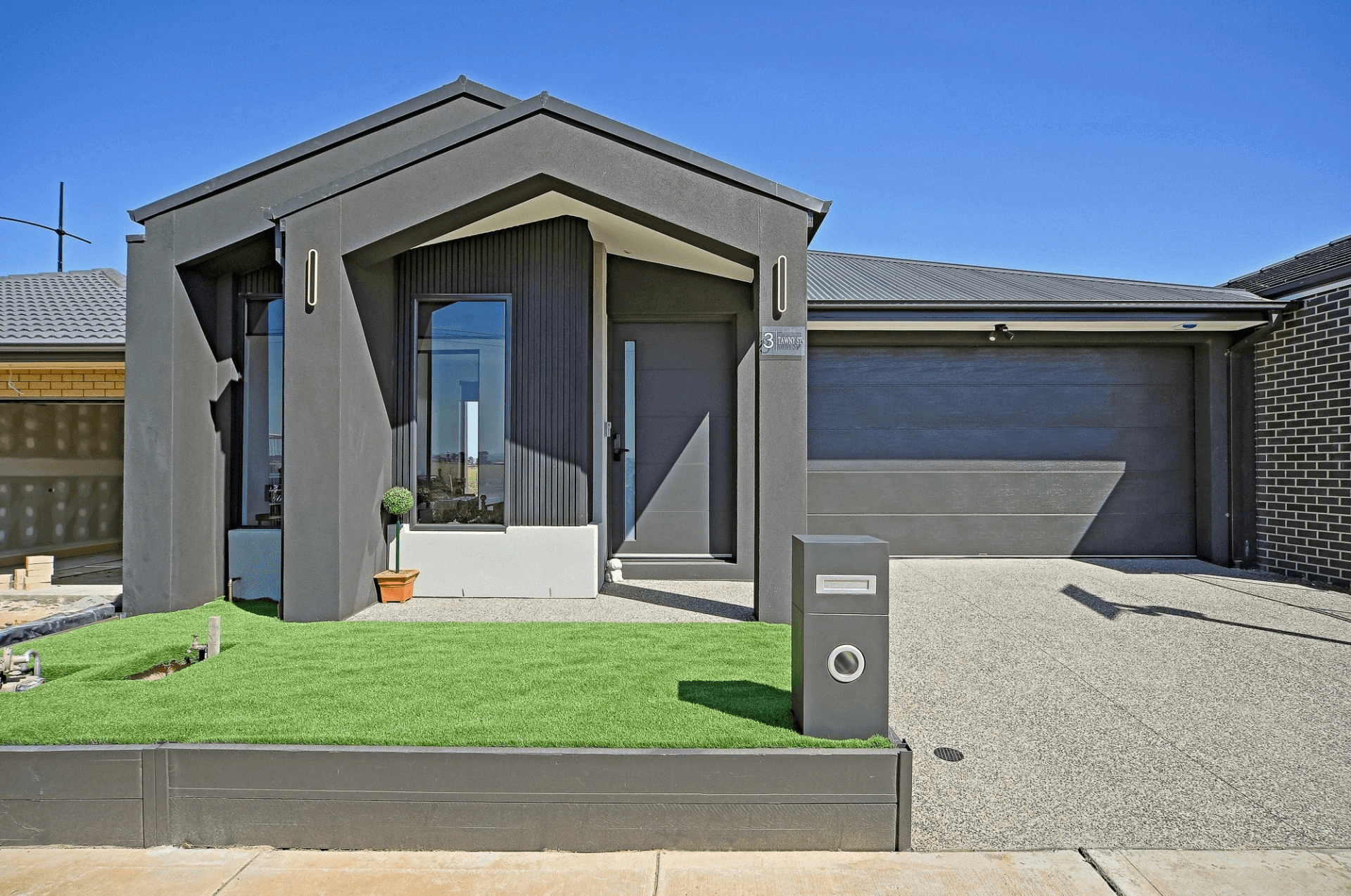 3 Tawny Street, Fraser Rise, VIC 3336