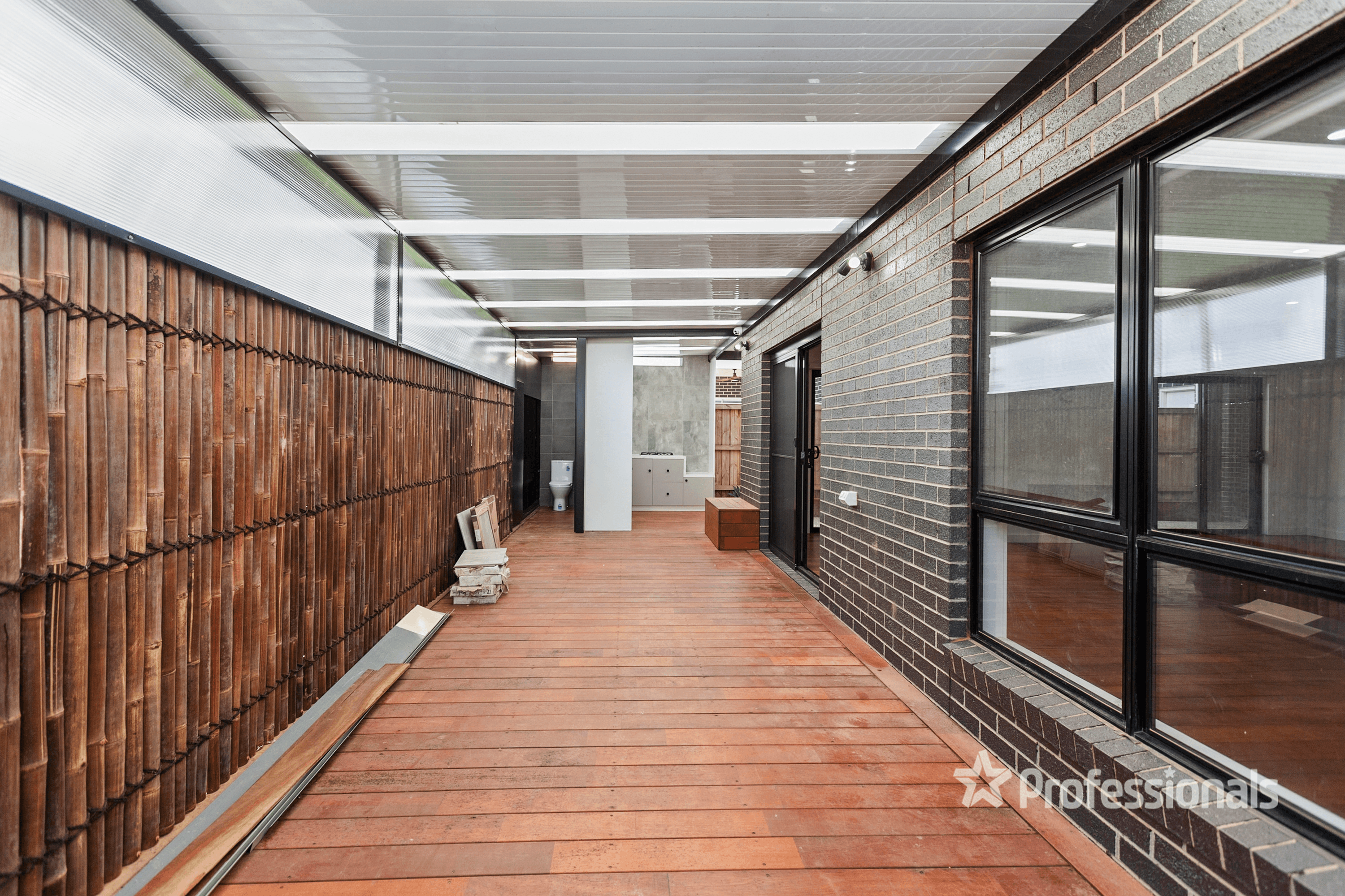2 Sabot Close, WERRIBEE SOUTH, VIC 3030