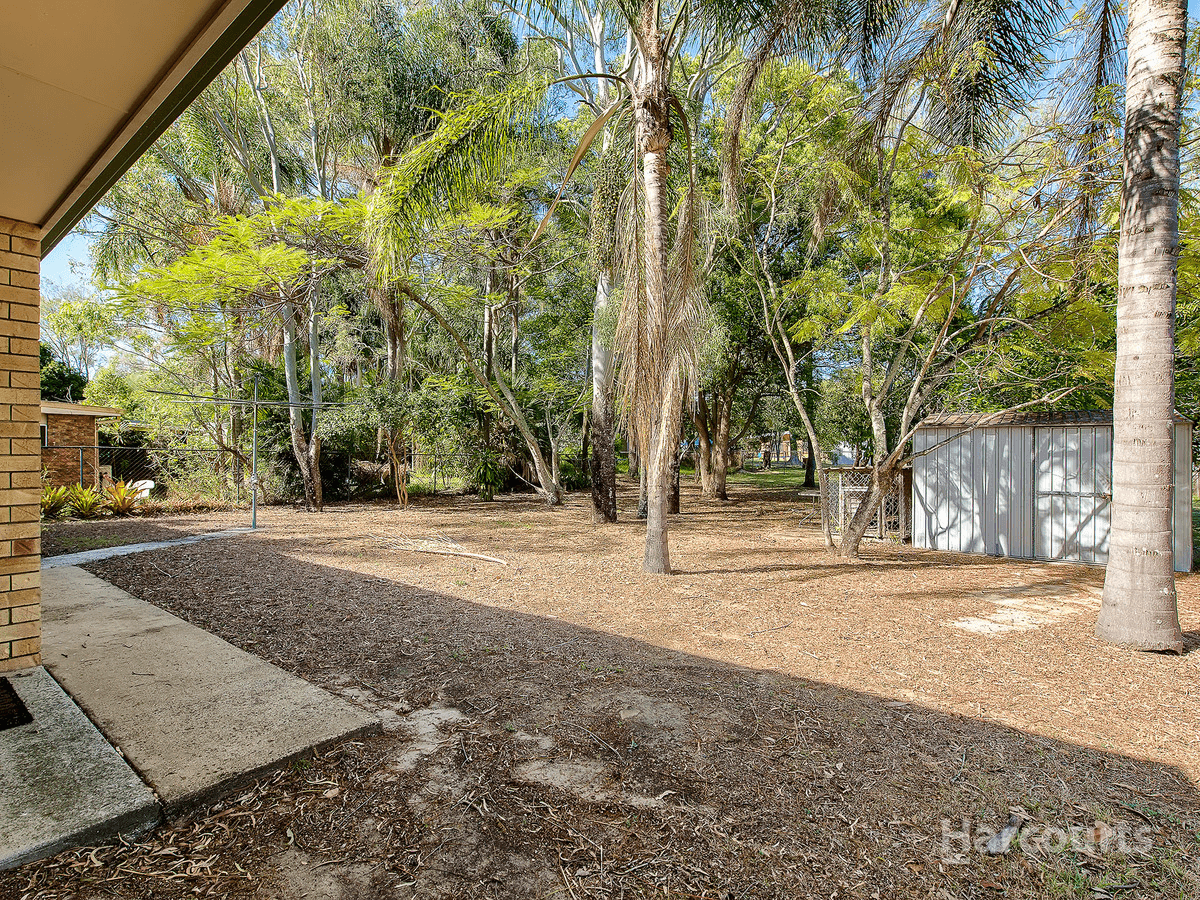 18 Progress Avenue, Beachmere, QLD 4510