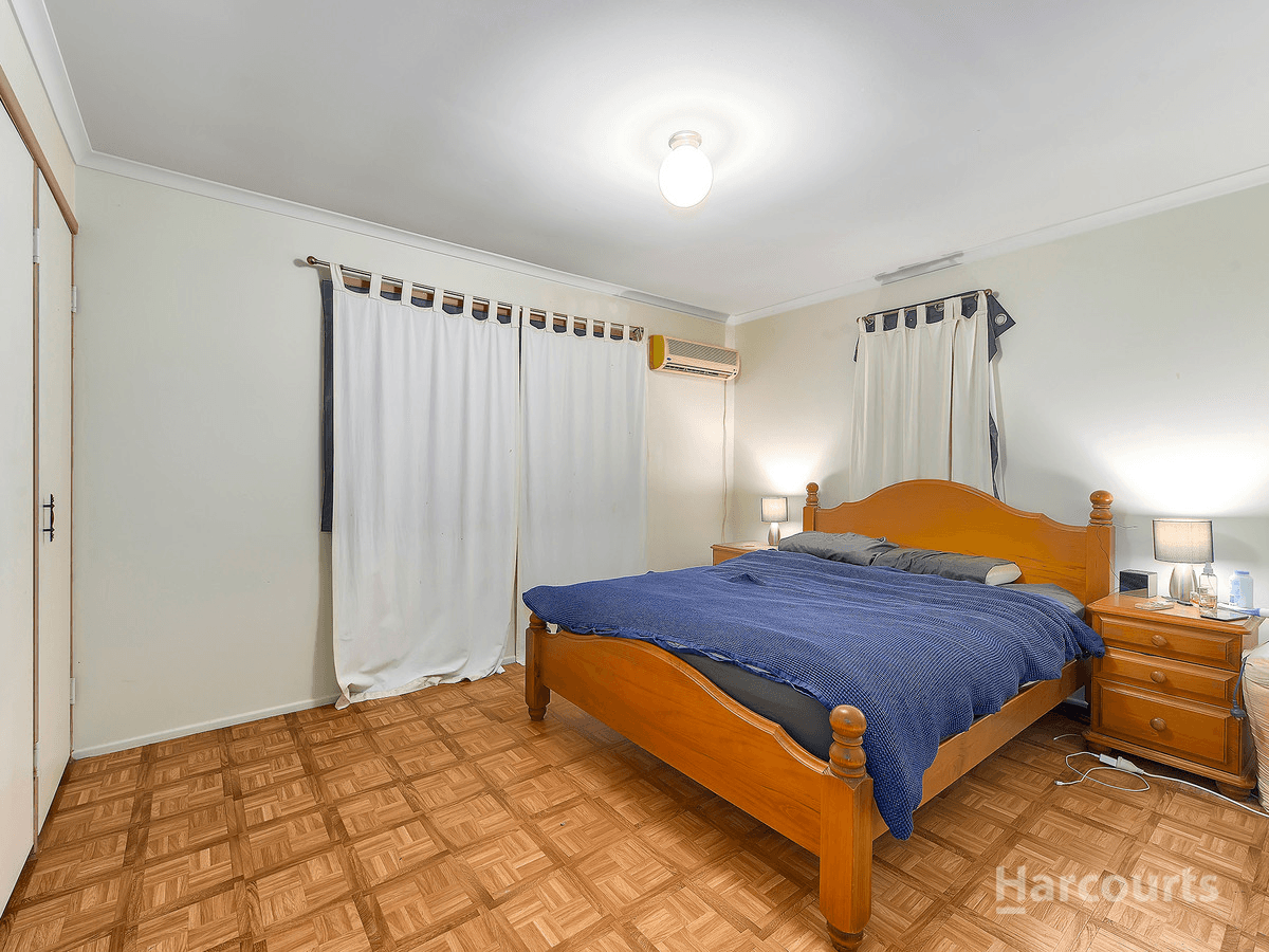 18 Progress Avenue, Beachmere, QLD 4510