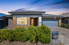 3 Pandora Drive, CRANBOURNE WEST, VIC 3977