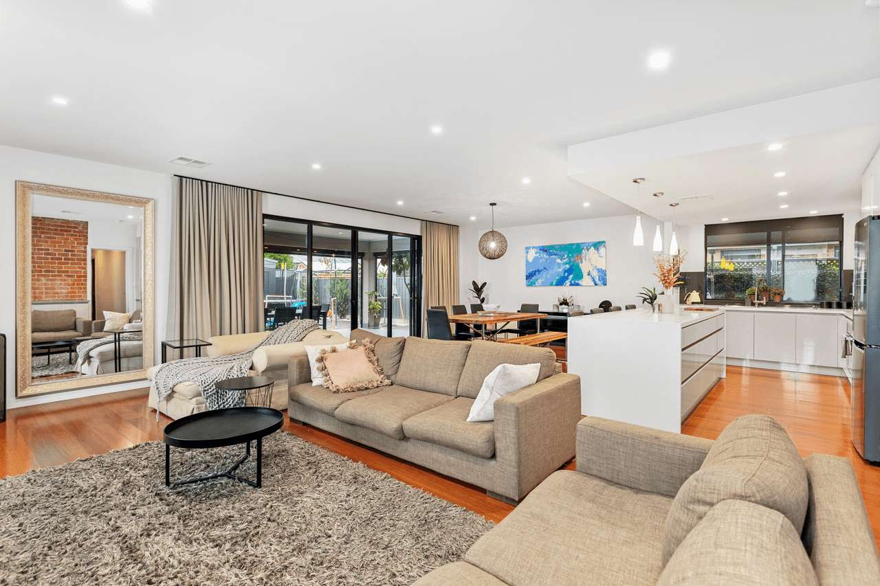 8 First Avenue, SEMAPHORE PARK, SA 5019