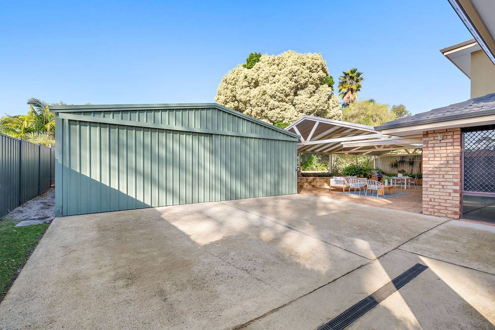 6 Annois Road, BIBRA LAKE, WA 6163