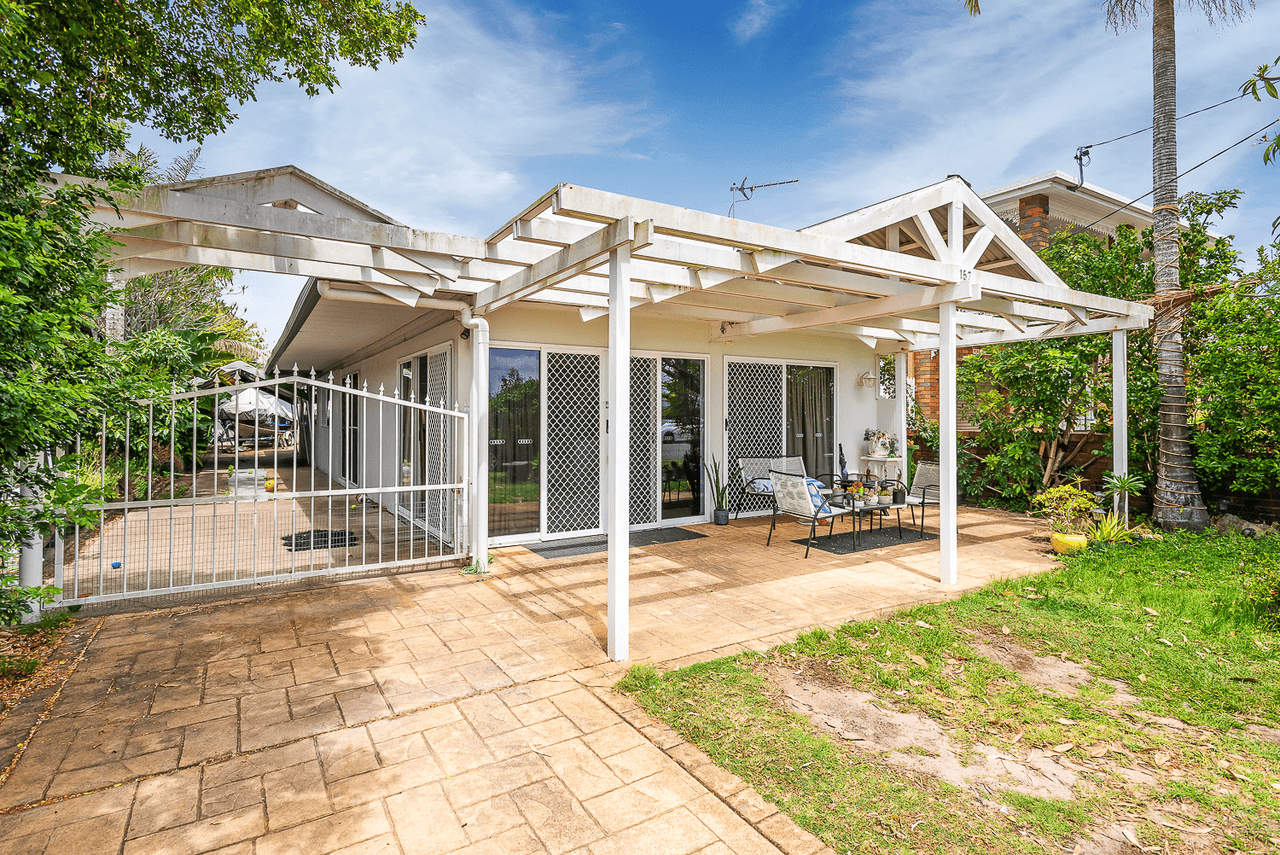 157 The Esplanade West, COOMBABAH, QLD 4216