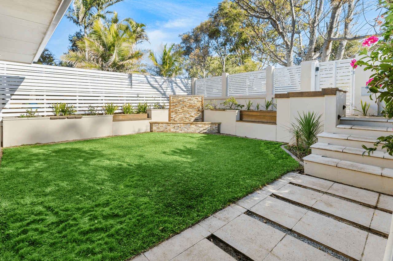 6 Cameron Crescent, KIAMA DOWNS, NSW 2533