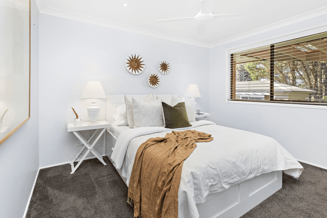 6 Cameron Crescent, KIAMA DOWNS, NSW 2533