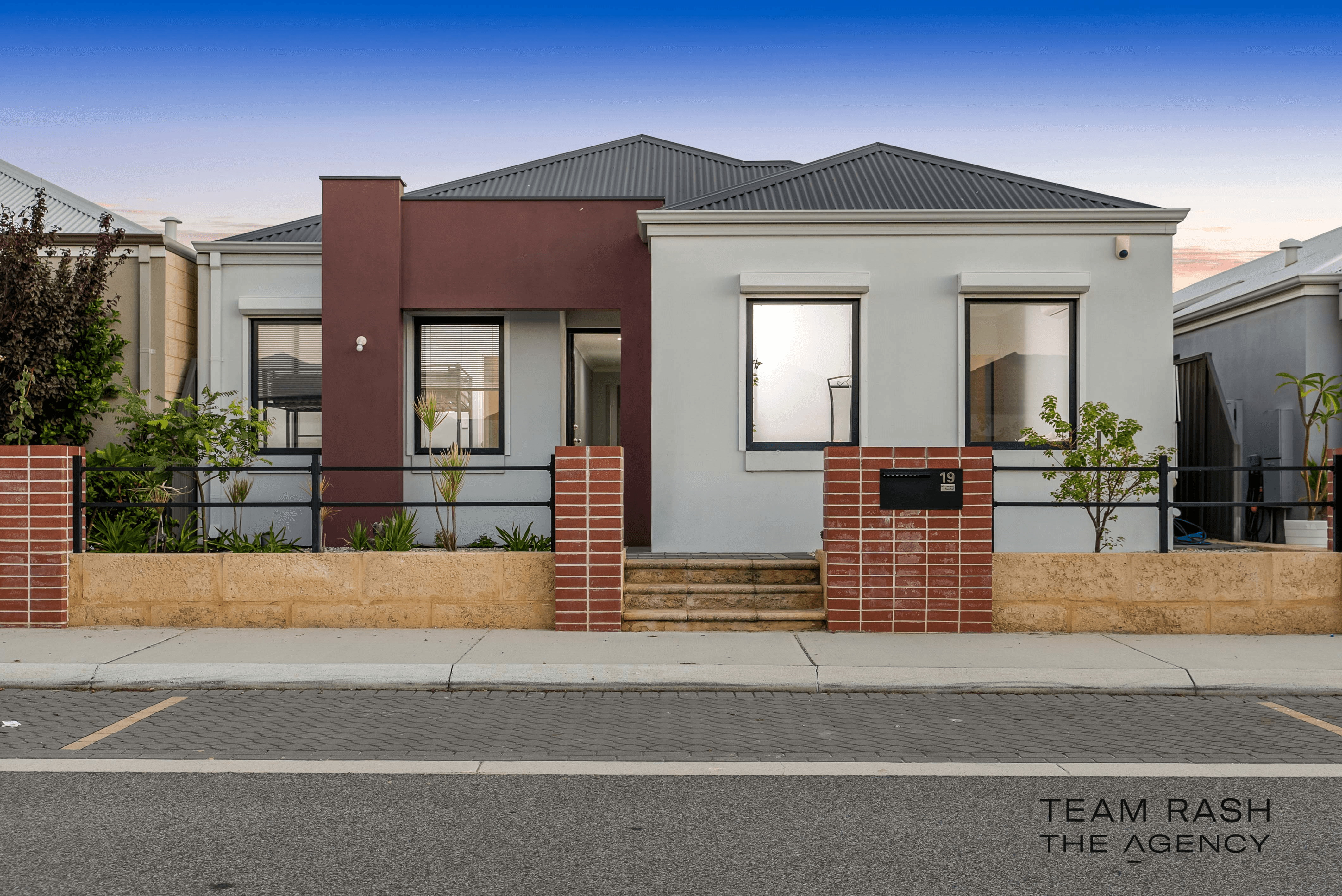 19 Donatti Retreat, Caversham, WA 6055